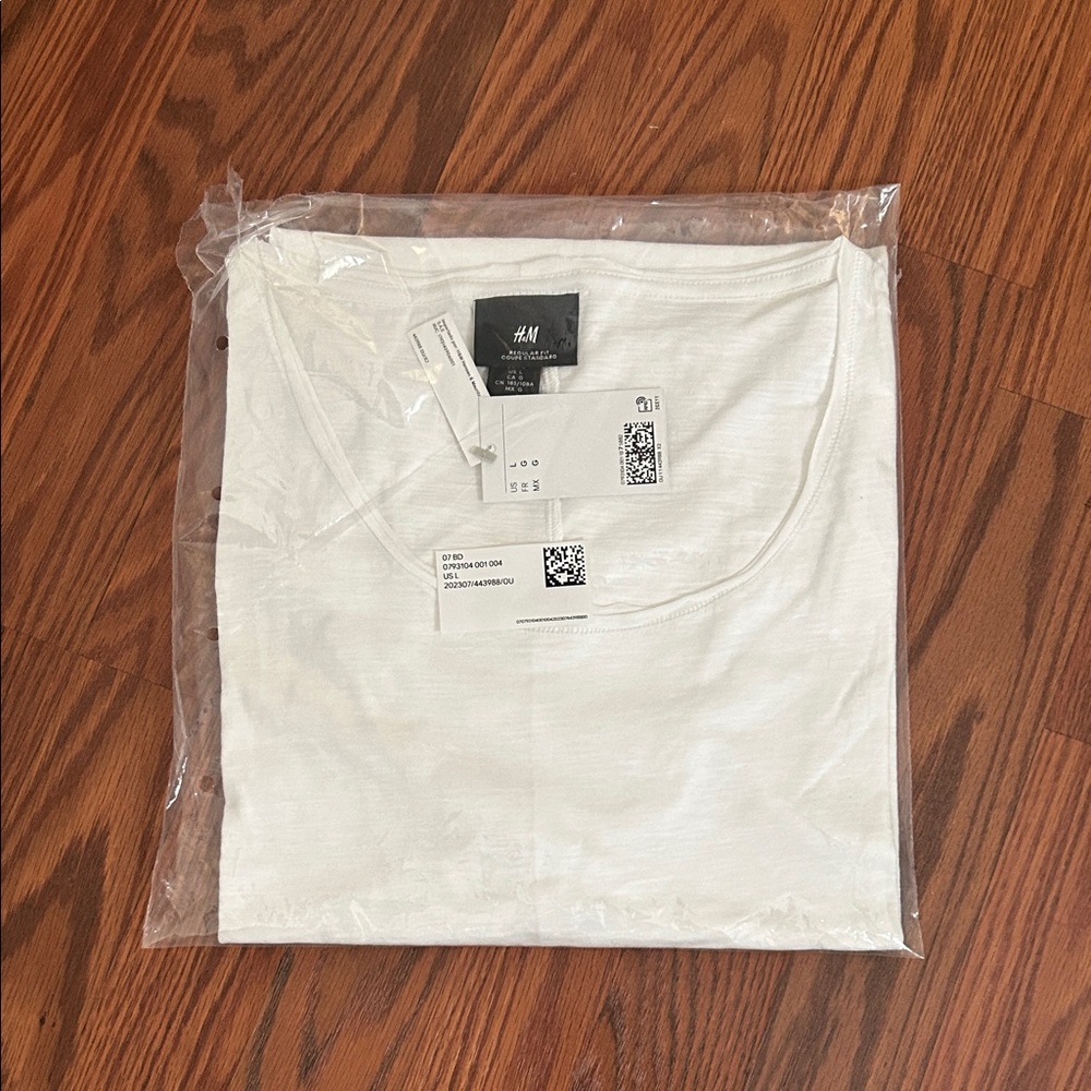 H&M White Short Sleeve Tee